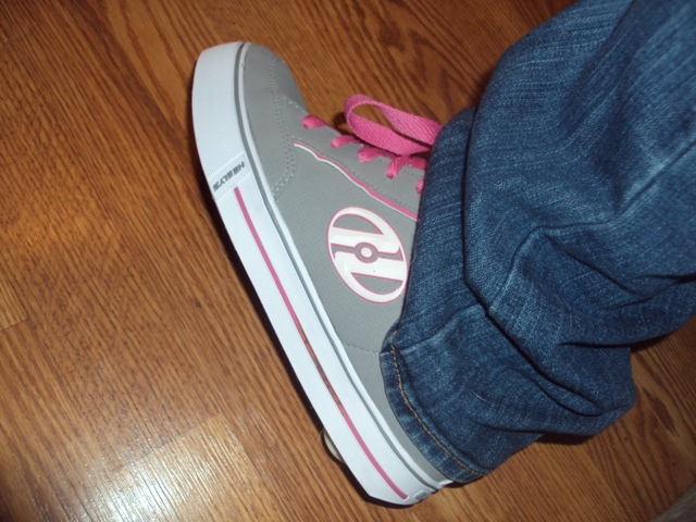 PRODUCT REVIEW HEELYS SHOES Frugal Fabulous Finds Finding the best