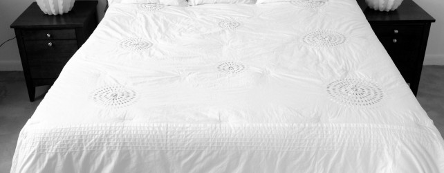How to Wash, Whiten and Re-Fluff (or Replace) Your Pillows