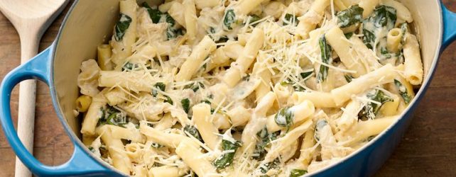 Cooking On A Budget: Spinach & Chicken Pasta In One Pot!