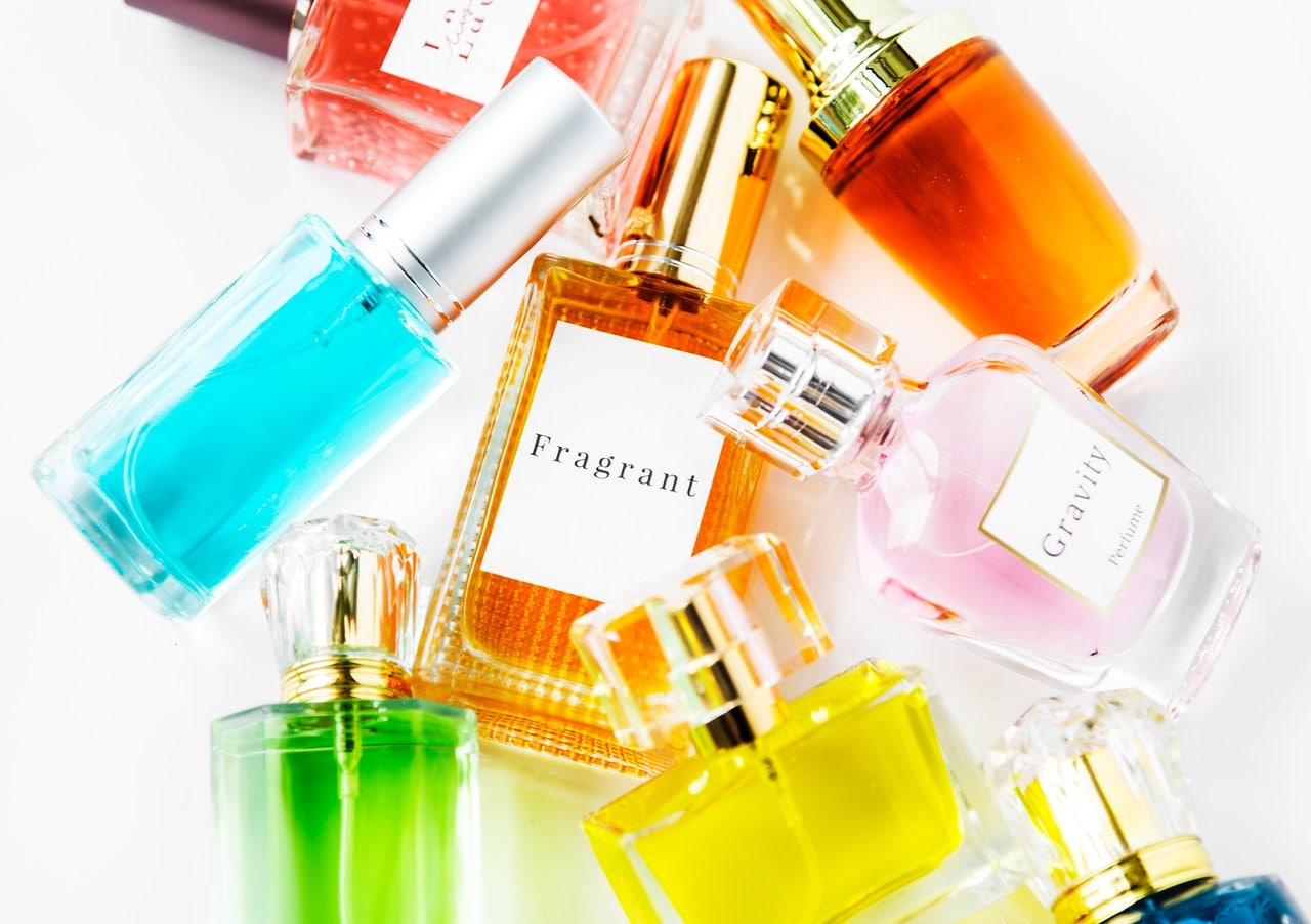 Free Perfume Samples Programs That Deliver To Your Door